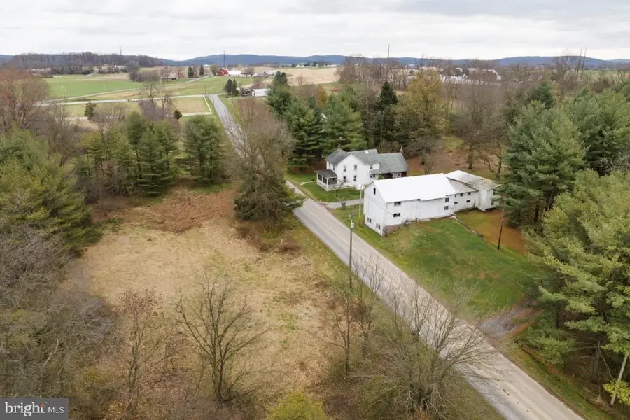 587 Chestnut Hill Rd, Denver, PA 17517 - #2