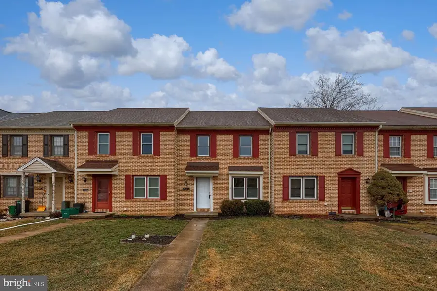 2227 Olde Meadow Ct, East Petersburg, PA 17520 - #2