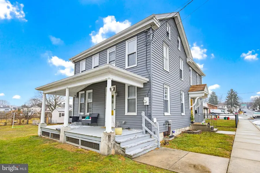 114 N Market Ave, Mount Joy, PA 17552 - #3