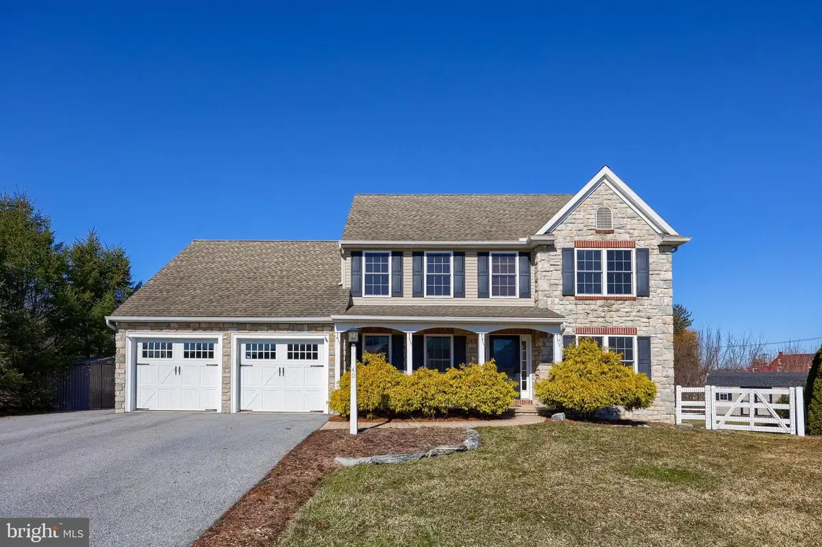 40 Creekview Dr, Paradise, PA 17562 - #1