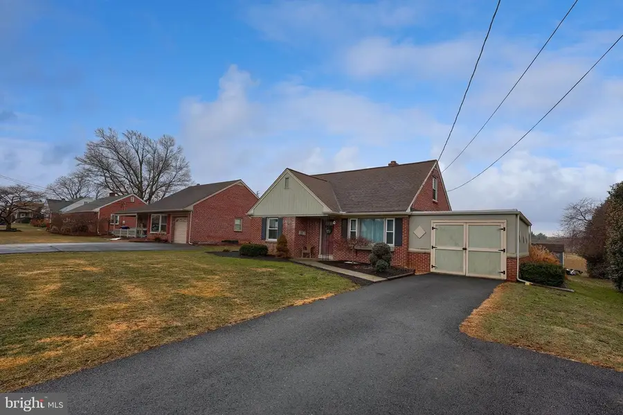 1160 Wea Wit St, East Earl, PA 17519 - #3