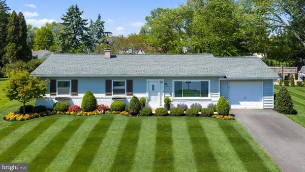 48 Vista Dr, MARIETTA, PA 17547