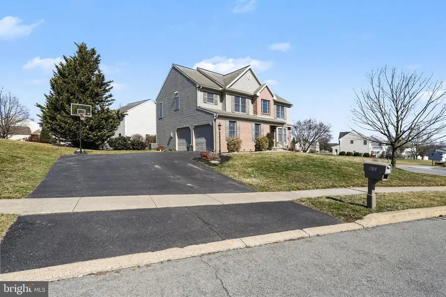815 Buckingham Blvd, Elizabethtown, PA 17022 - #2