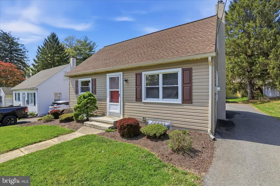 4 Red Bud Dr, Millersville, PA 17551 - #2