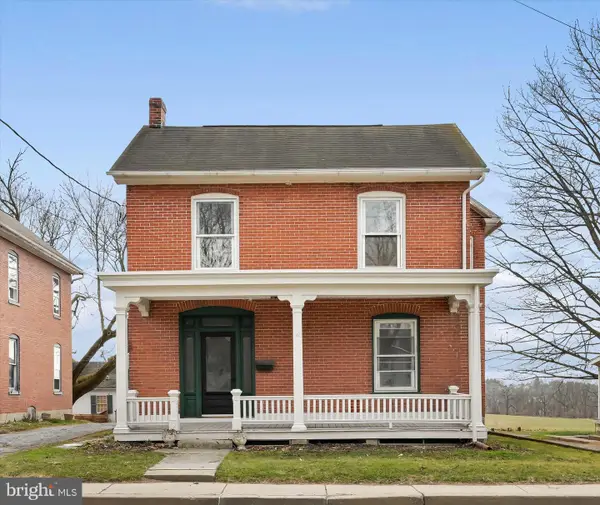 2132 Main St, LITITZ, PA 17543