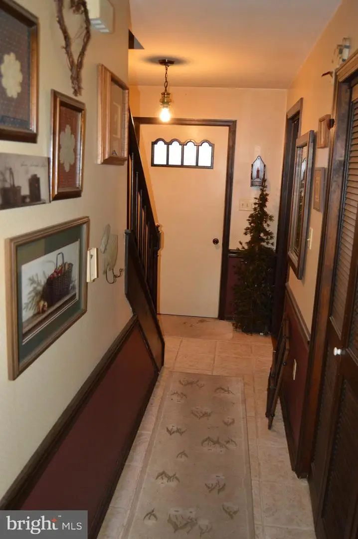 8 Elk Cir, New Providence, PA 17560 - #2