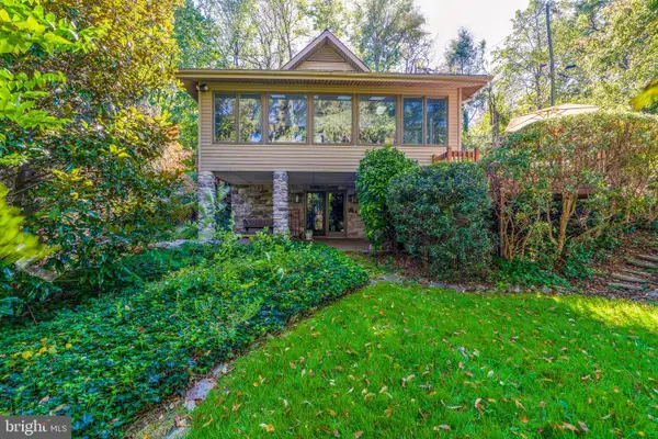 2340 Raleigh Dr, LANCASTER, PA 17601