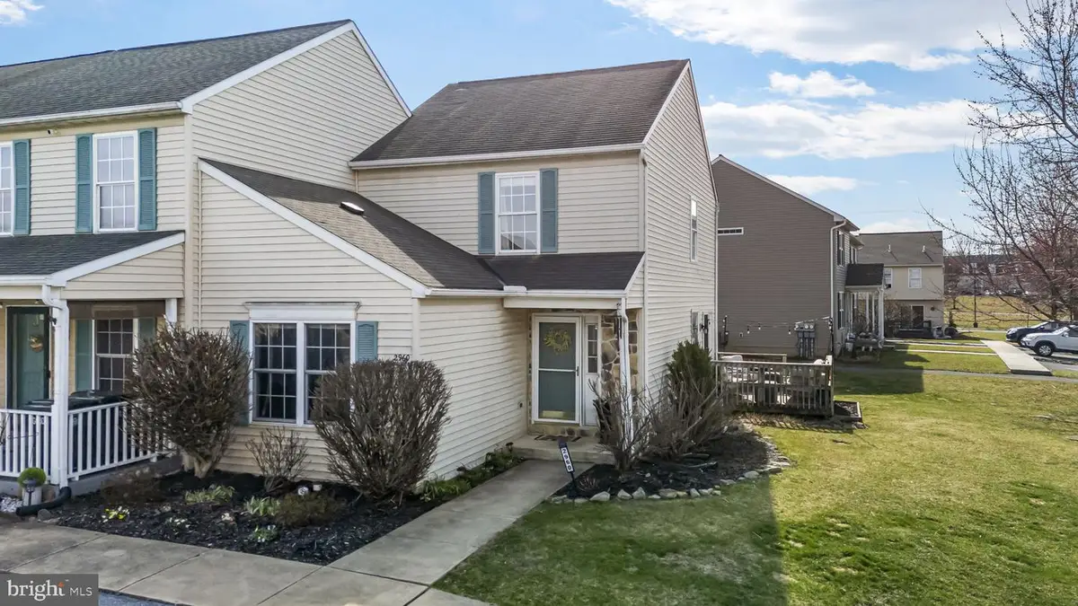 2960 Aster Ln, Lititz, PA 17543 - #1