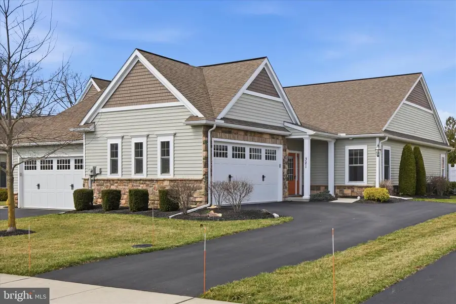 321 Pin Oak Dr, Lititz, PA 17543 - #3