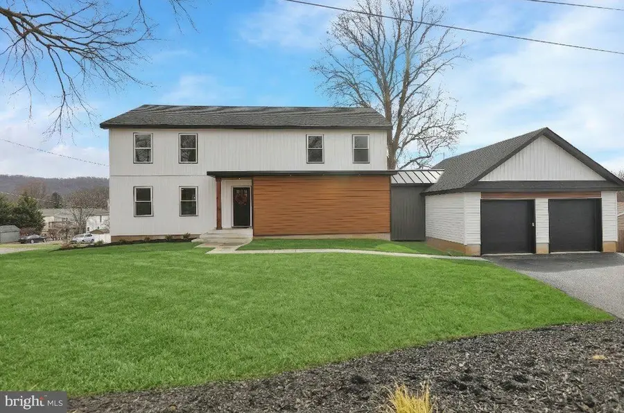 258 W Fairview Ave, Marietta, PA 17547 - #2