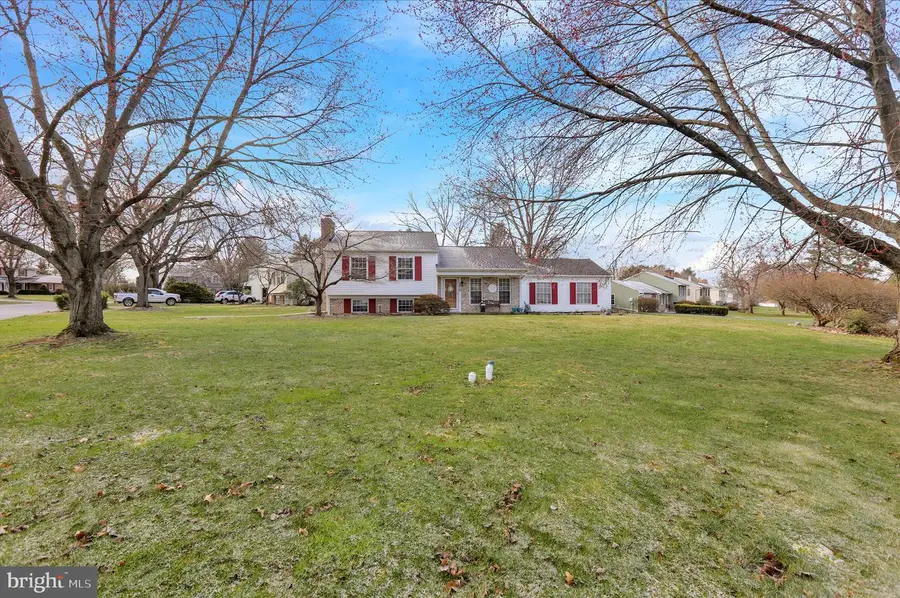 1818 Sturbridge Dr, Lancaster, PA 17601 - #3