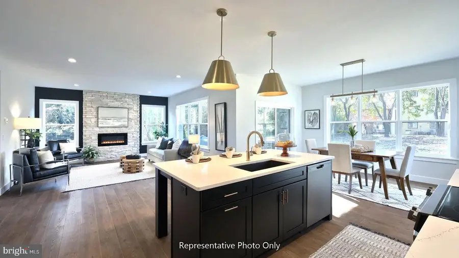 154 Sunrise Ln, Ephrata, PA 17522 - #2