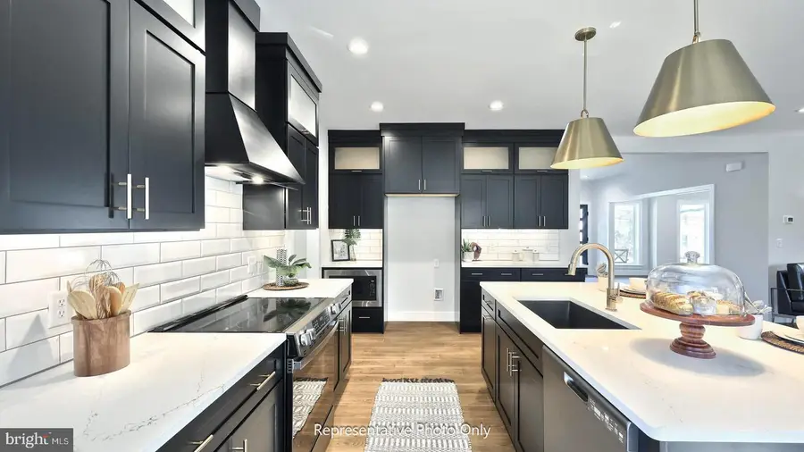 154 Sunrise Ln, Ephrata, PA 17522 - #3