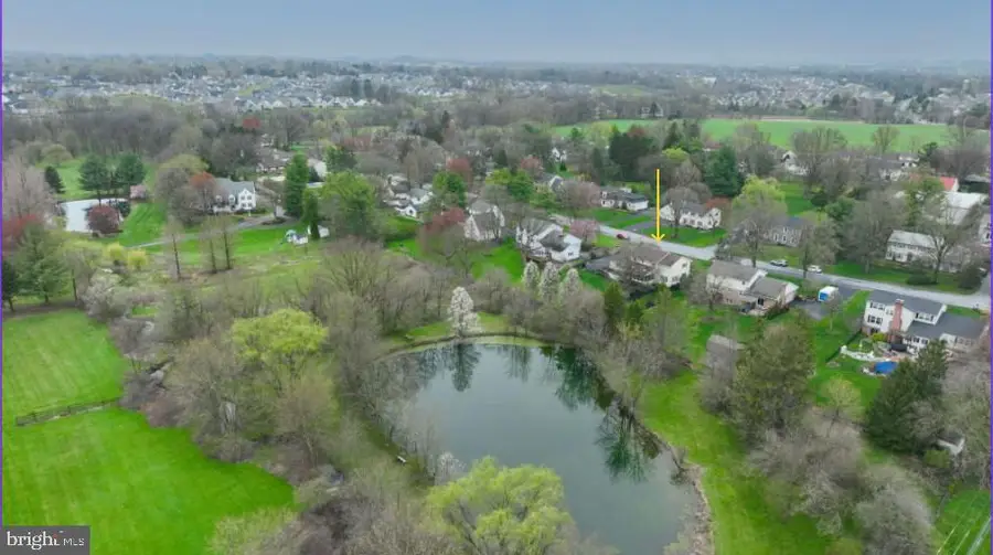 412 Wetherburn Dr, Lancaster, PA 17601 - #2