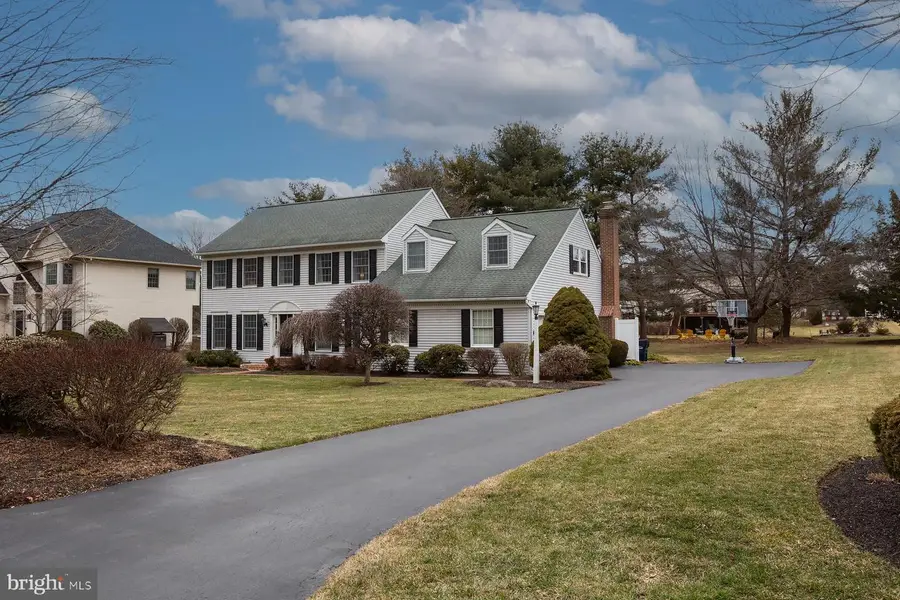 537 Randolph Dr, Lititz, PA 17543 - #3