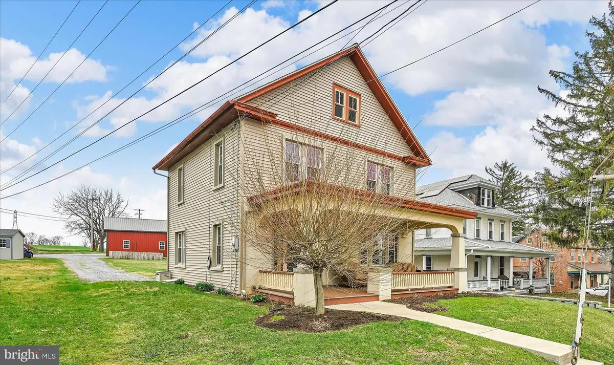 301 E Meadow Valley Rd, Lititz, PA 17543 - #1