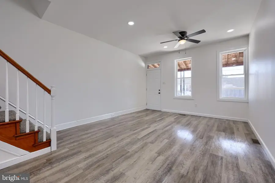 905 Spruce St, Columbia, PA 17512 - #3