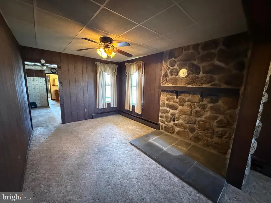 536 Essex St, Marietta, PA 17547 - #3