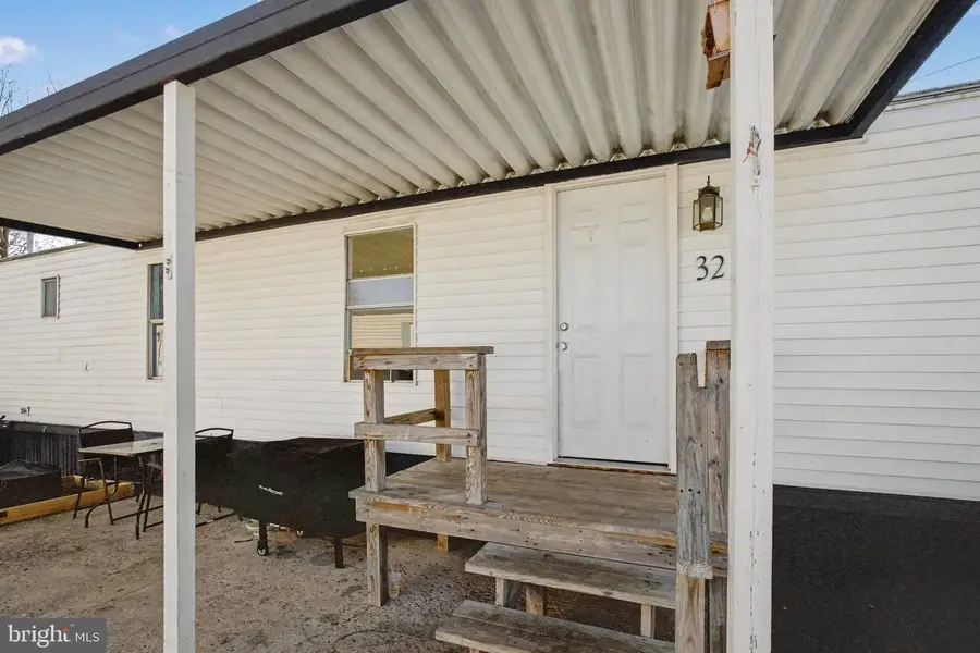 32 Circle Dr, Columbia, PA 17512 - #3