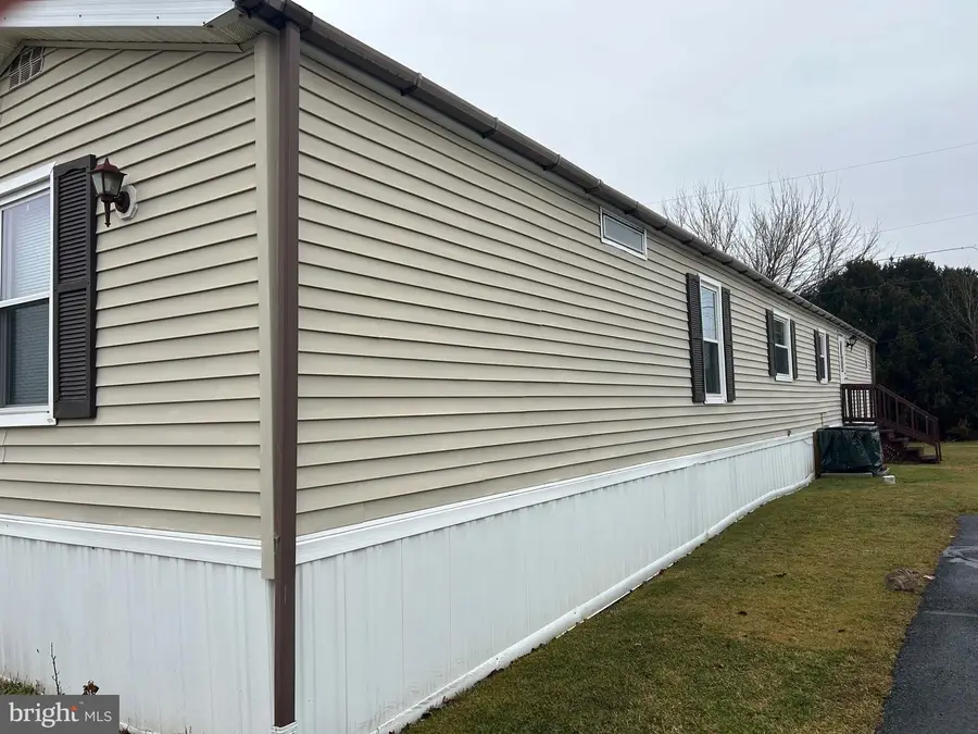 489 Brendon Dr, Leola, PA 17540 - #2