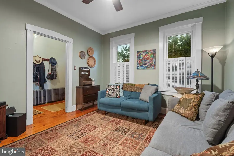 246 E Walnut St, Lancaster, PA 17602 - #3