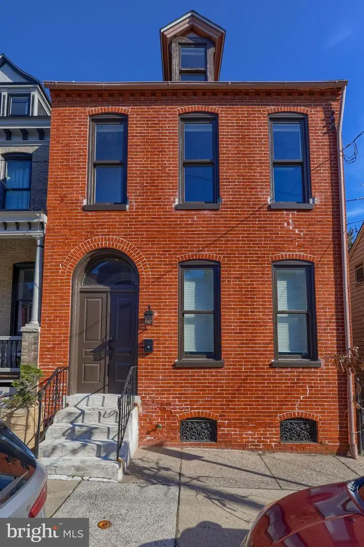 107 Church St, Lancaster, PA 17602 - #1