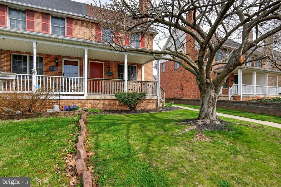 1007 E Walnut St, Lancaster, PA 17602 - #2