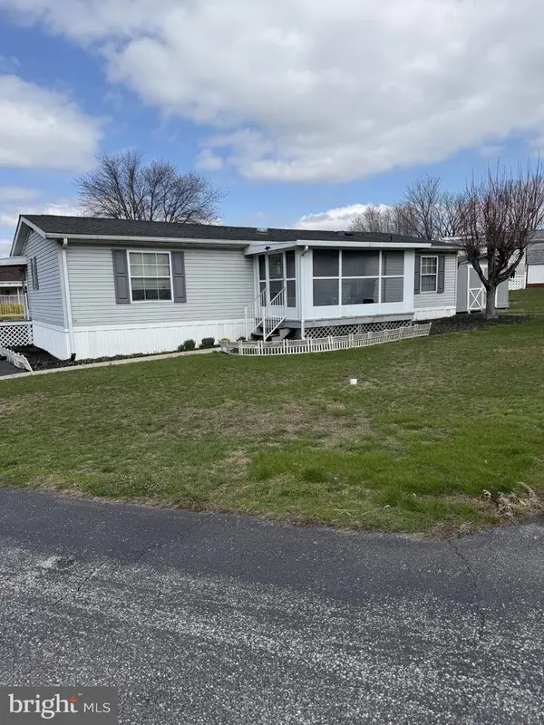 82 Taylor Dr, RONKS, PA 17572