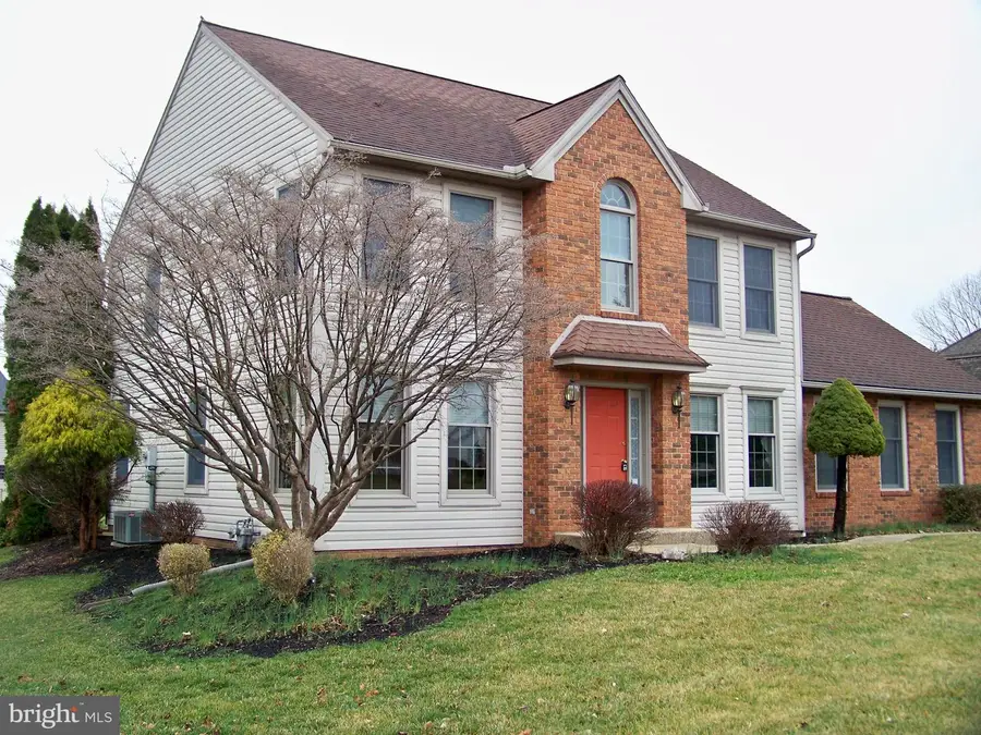 339 Portland Pl, Lititz, PA 17543 - #3