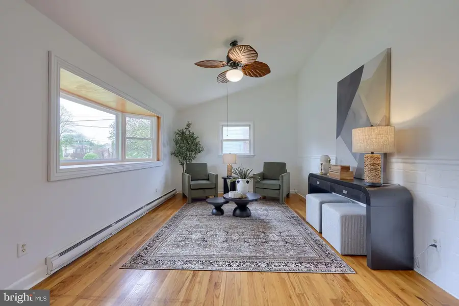 322 Pleasant View Ave, Willow Street, PA 17584 - #2