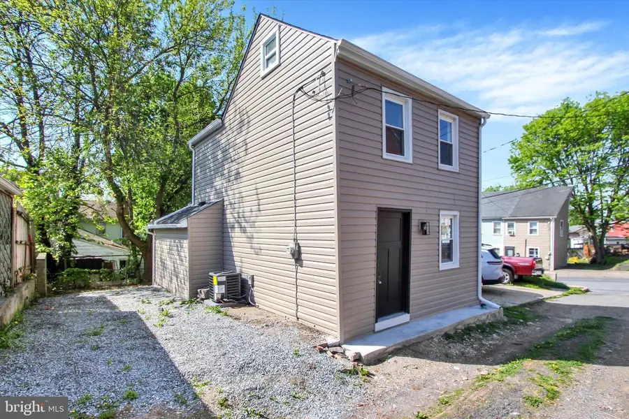 308 Avenue Q, Columbia, PA 17512 - #2