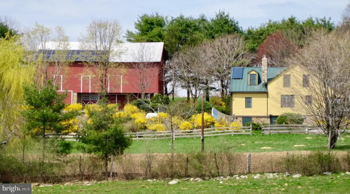 1095 Texter Mountain Rd, Robesonia, PA 19551 - #1