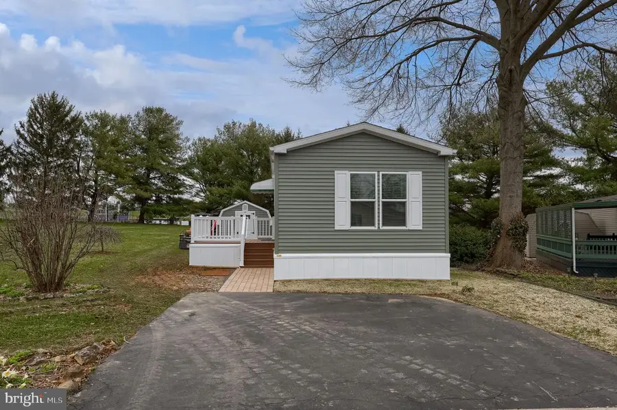 129 Meadow Valley Rd #11, Ephrata, PA 17522 - #2