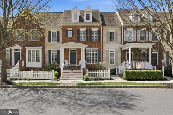 1459 Hammock Way, LANCASTER, PA 17601