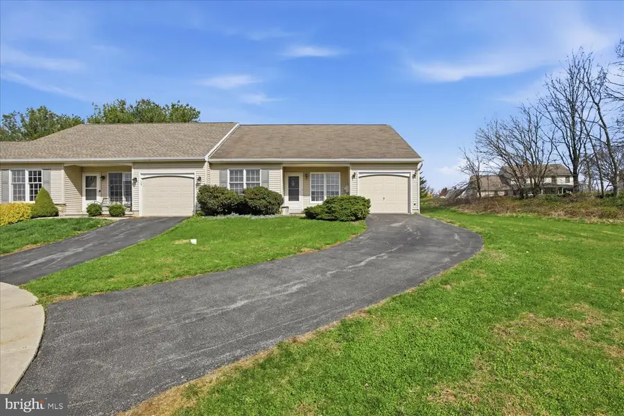 23 Bradford St, Millersville, PA 17551 - #2