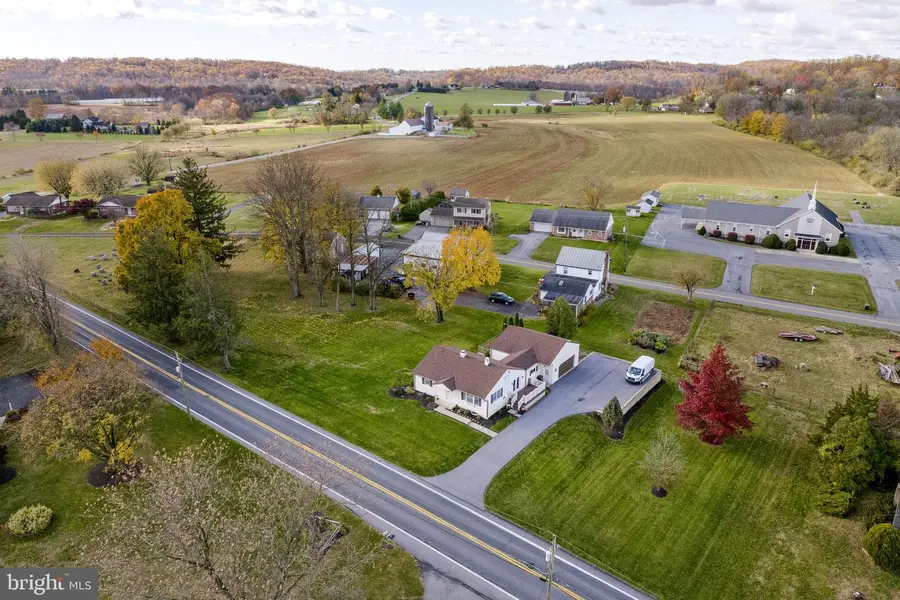 655 W Route 897, Reinholds, PA 17569 - #3