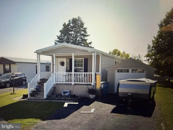 92 Ridgewood Mnr, MANHEIM, PA 17545