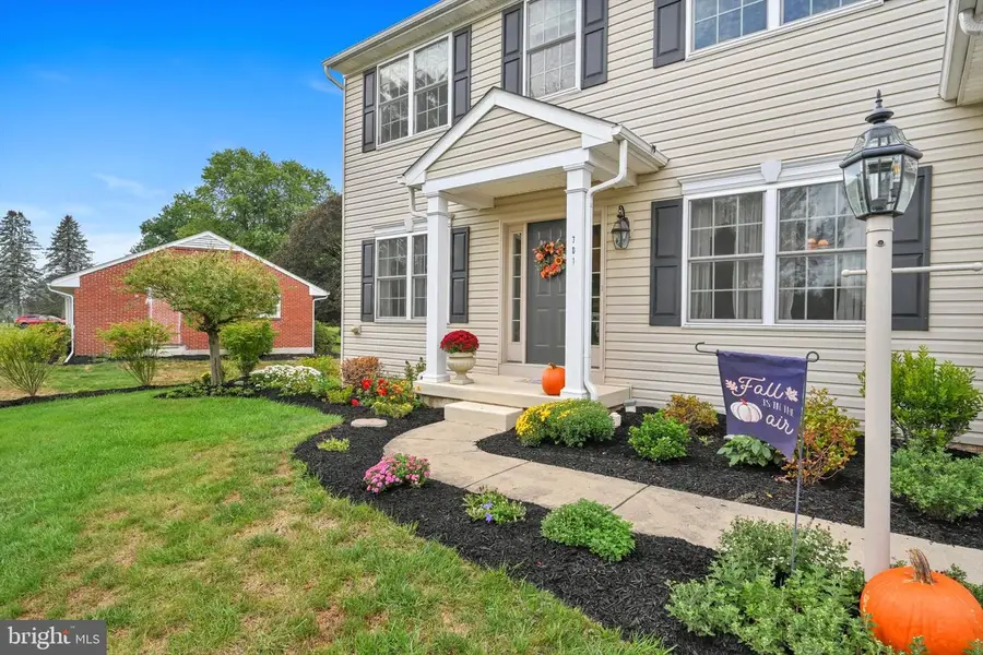 701 Hampden Rd, Elizabethtown, PA 17022 - #2