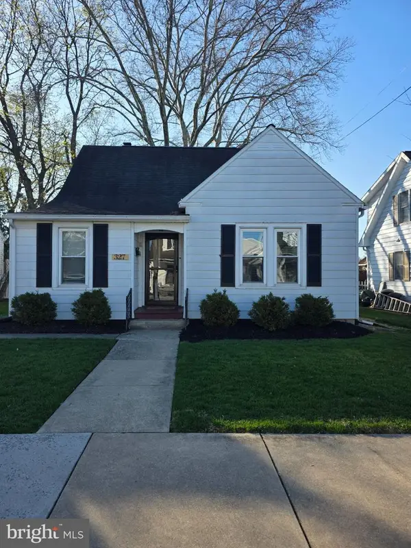 327 Dover St, MANHEIM, PA 17545