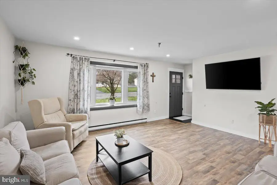 464 W Ridge Rd, Elizabethtown, PA 17022 - #2