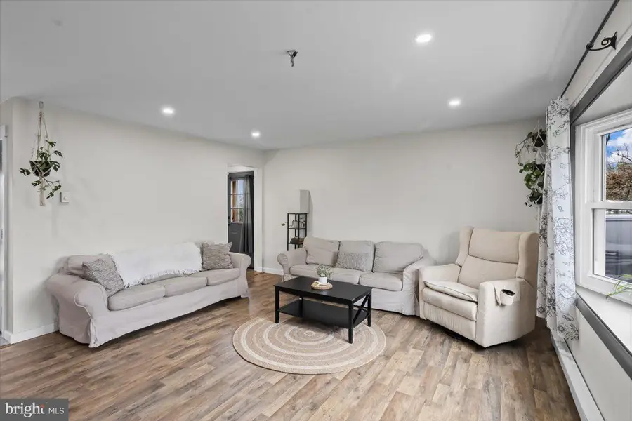 464 W Ridge Rd, Elizabethtown, PA 17022 - #3