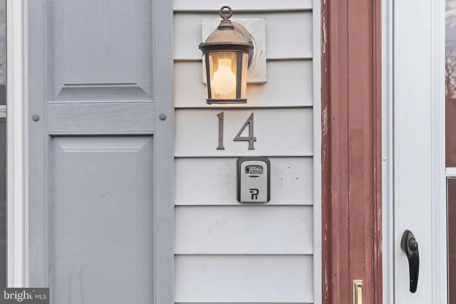 14 Cranfield Ct, Elizabethtown, PA 17022 - #2