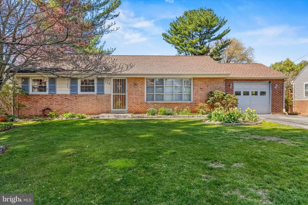 556 Abbeyville Rd, Lancaster, PA 17603 - #1