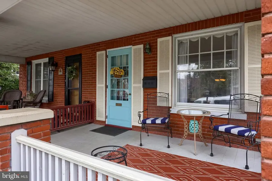 1013 Locust St, Columbia, PA 17512 - #3