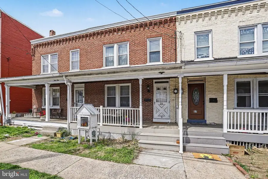 39 W Liberty St, Lancaster, PA 17603 - #2