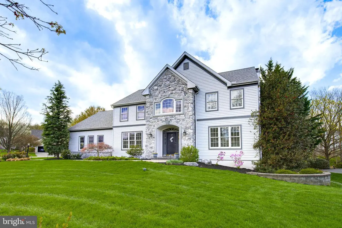 1100 Sunwood Ln, Lancaster, PA 17601 - #1