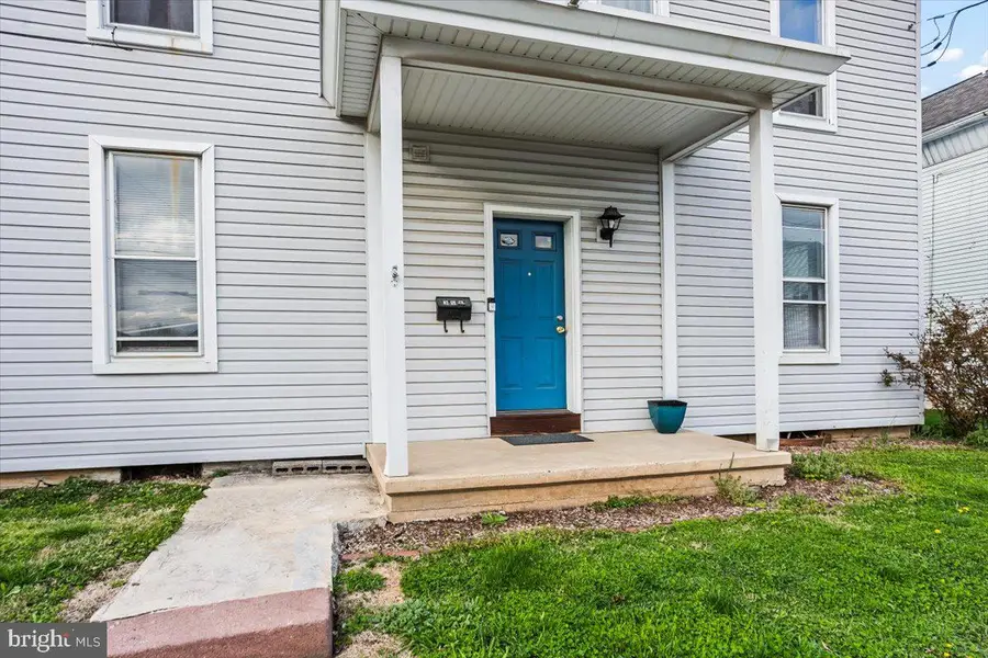 35 W Donegal St, Mount Joy, PA 17552 - #3