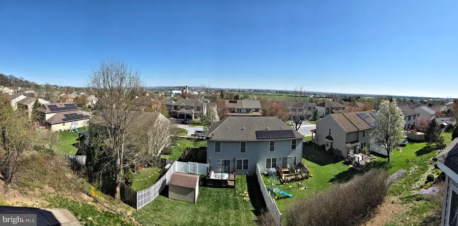 136 Eagle Dr, Ephrata, PA 17522 - #2