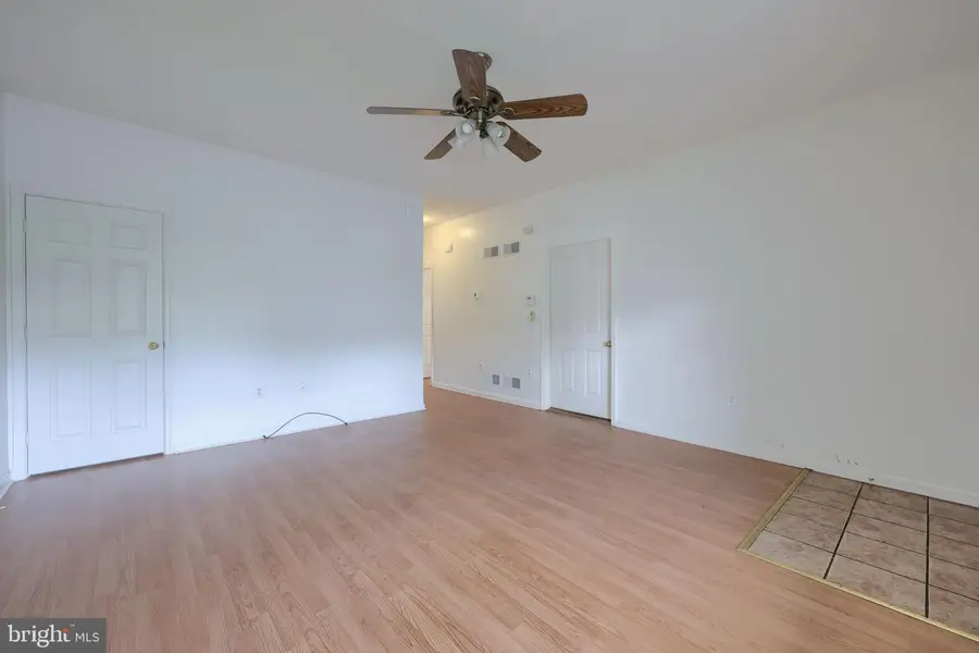 205 Elmshire Dr, Lancaster, PA 17603 - #3