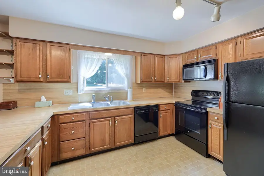 1037 Signal Hill Ln, Lancaster, PA 17601 - #3